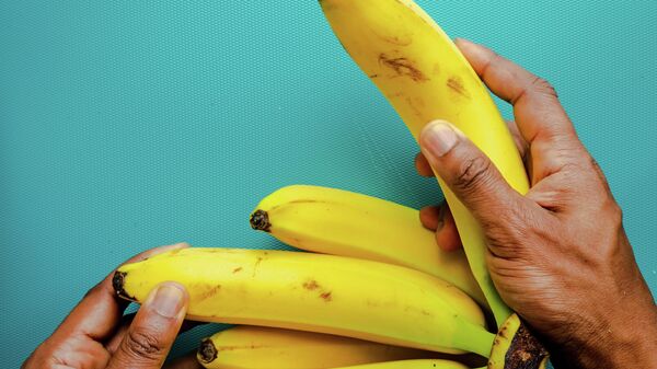 Банан, иллюстративное фото - Sputnik Ўзбекистон