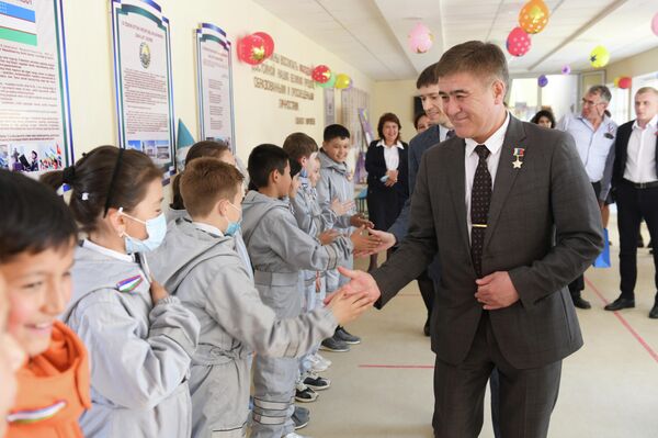 Церемония открытия музея космонавтики в городе Гагарин Джизакской области - Sputnik Узбекистан