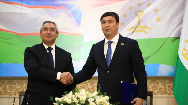 Согдийская и Ферганская области подписали “дорожную карту” о сотрудничестве - Sputnik Узбекистан
