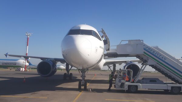 Авиакомпания Qanot Sharq получила первый самолет Airbus A320 - Sputnik Ўзбекистон