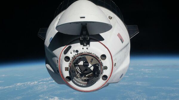 Возвращение космического корабля Crew Dragon на Землю - Sputnik Ўзбекистон