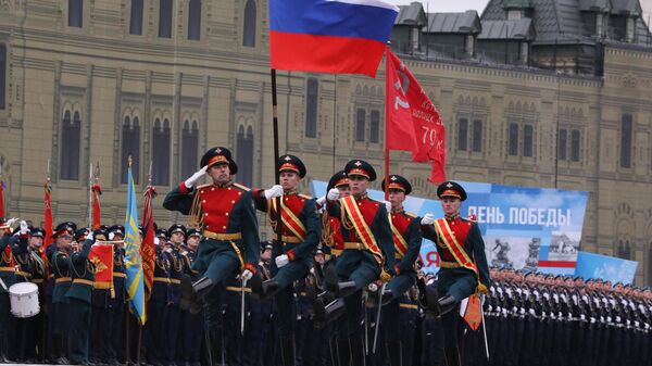 Военный парад в честь 76-й годовщины Победы - Sputnik Узбекистан