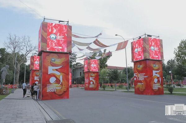 В Ташкенте построили тематический городок для проведения Фестиваля молодежи - Sputnik Ўзбекистон
