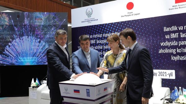 Минтруда запустил проект по адаптации населения к экономике после пандемии - Sputnik Узбекистан