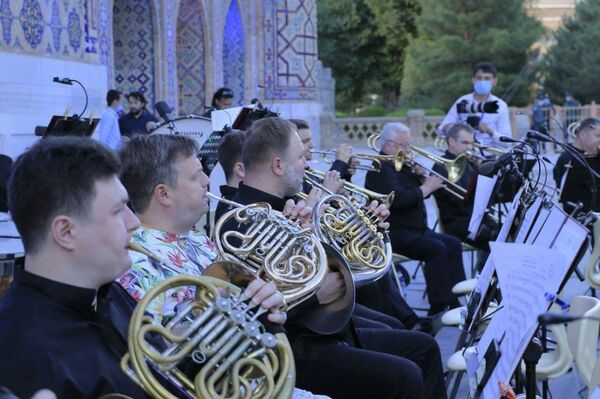 Blagotvoritelniy konsert orkestra Nas. filarmonii RF v Samarkande - Sputnik O‘zbekiston