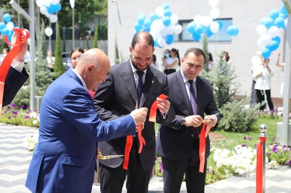 Церемония открытия филиала Российского химико-технологического университета имени Д. И. Менделеева (РХТУ) в Ташкенте - Sputnik Узбекистан