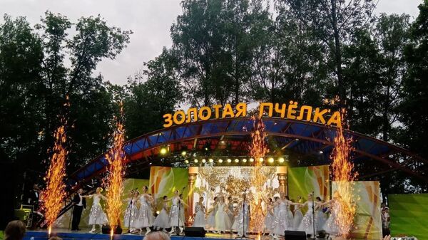 Международный музыкальный фестиваль Золотая пчелка в Беларуси - Sputnik Узбекистан