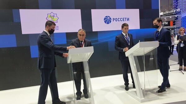 Операторы электросетей Узбекистана и РФ подписали дорожную карту сотрудничества - Sputnik Узбекистан