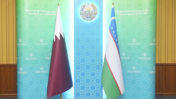 Flagi Uzbekistana i Katara - Sputnik O‘zbekiston