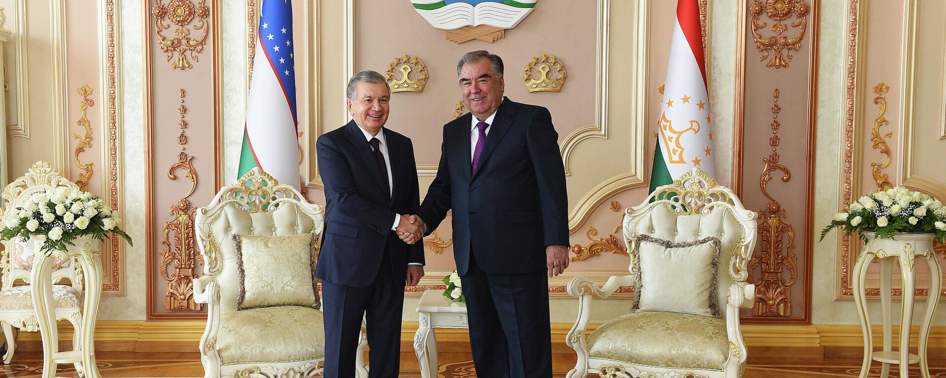 Prezident Uzbekistana Shavkat Mirziyeyev i prezident Tadjikistana Emomali Raxmon - Sputnik Oʻzbekiston, 1920, 09.09.2021