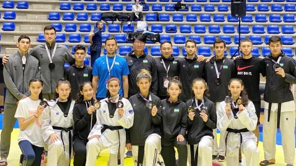 Сборная Узбекистана по таэквондо завоевала первое место в Beirut Open - Sputnik Ўзбекистон