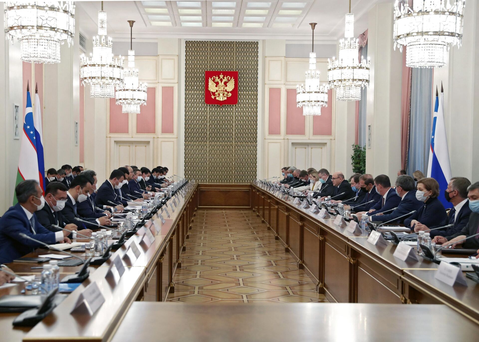 Заседание Совместной комиссии на уровне глав правительств России и Узбекистана - Sputnik Узбекистан, 1920, 22.06.2021