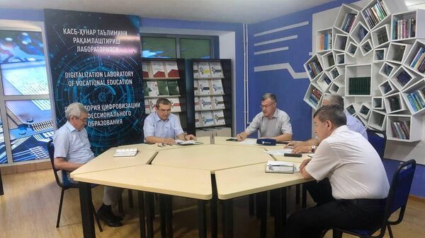 РУДН организовал бесплатные семинары для обучения русскому языку по рабочим профессиям - Sputnik Узбекистан