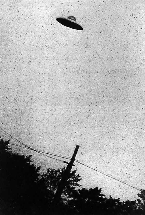НЛО, якобы наблюдавшийся в Нью-Джерси в 1952 году  - Sputnik Узбекистан