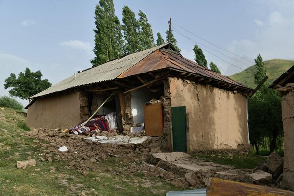 Землетрясение, произошедшее в 7.15 (по местному времени), застало всех врасплох. - Sputnik Узбекистан
