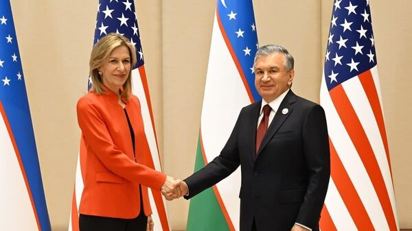 Мирзиёев провел встречу с советником президента США - Sputnik Узбекистан
