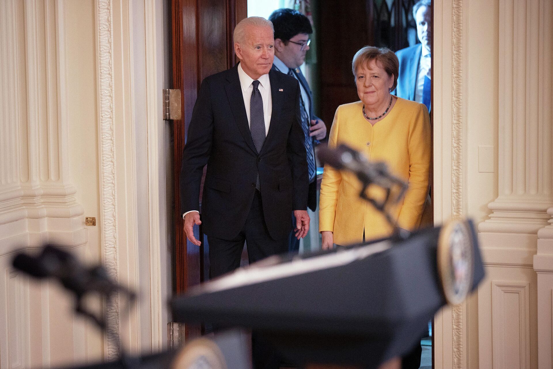 Канцлер Германии Ангела Меркель и президент США Джо Байден во время совместной пресс-конференции в Белом доме
 - Sputnik Узбекистан, 1920, 22.07.2021