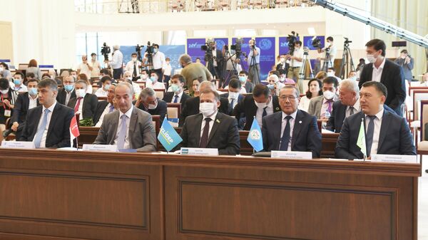 Лидеры политический партий Узбекистана на заседании ЦИК, посвященном старту президентской избирательной кампании - Sputnik Узбекистан