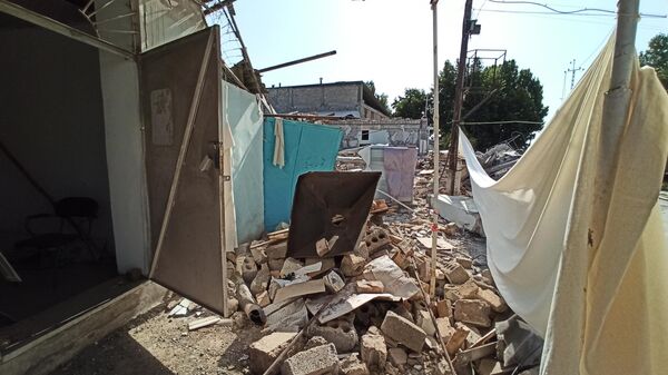 Последствия мощного взрыва на складе в Сергелийском районе Ташкента - Sputnik Ўзбекистон