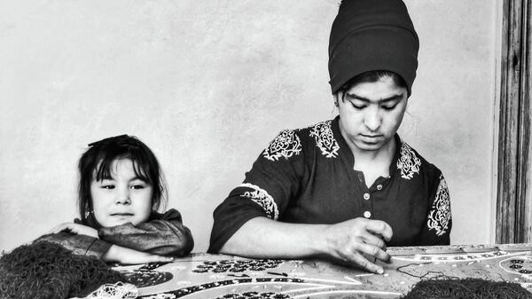 В США выйдет  фотокнига о ремесленничестве Узбекистана - Sputnik Узбекистан