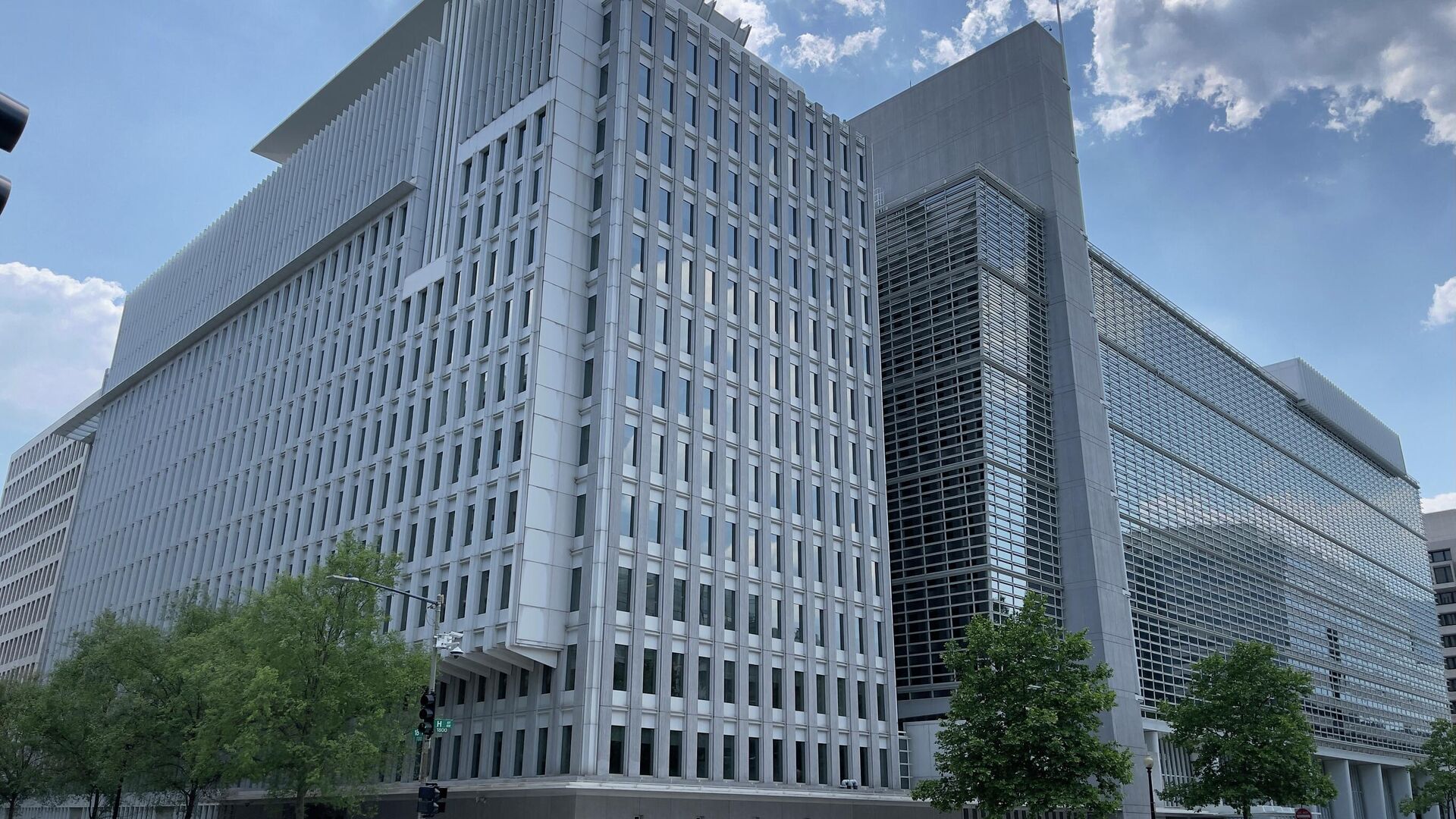 Штаб-квартира Всемирного банка в Вашингтоне. Архивное фото - Sputnik Узбекистан, 1920, 21.11.2023