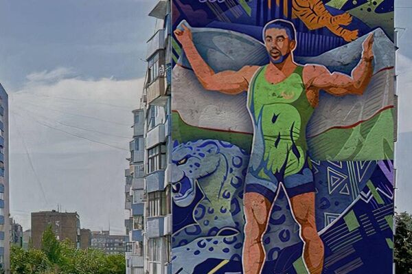 Граффити со спортсменами-олимпийцами в Ташкенте. - Sputnik Узбекистан