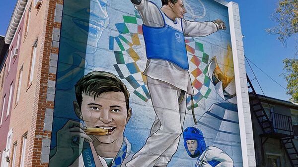 Граффити со спортсменами-олимпийцами в Ташкенте  - Sputnik Ўзбекистон