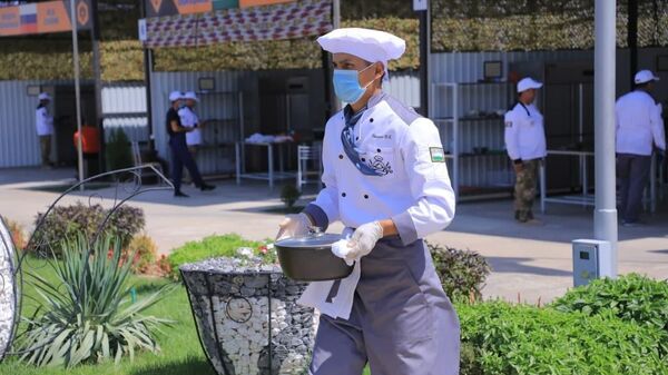 Узбекские военные повара заняли первое место в промежуточном этапе соревнований Полевая кухня.  - Sputnik Узбекистан