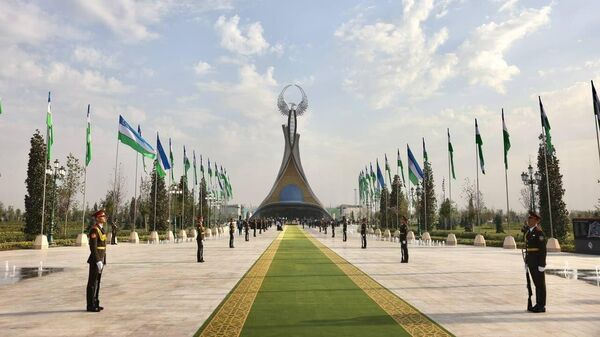 Монумент Независимости в Ташкенте - Sputnik Узбекистан