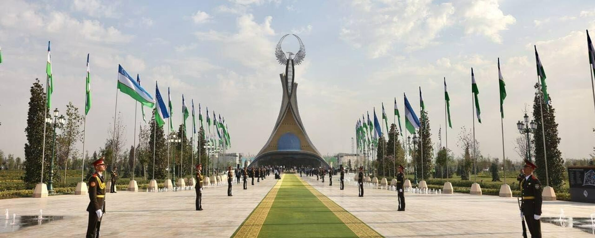 Монумент Независимости в Ташкенте - Sputnik Узбекистан, 1920, 31.08.2021