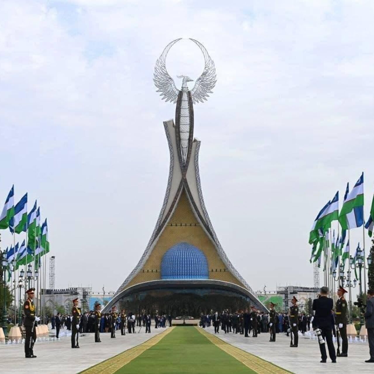 Жыныстық метронидазол Порно досыңызға көмектесіңіз