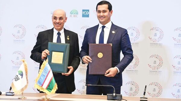 Подписание меморандума о сотрудничестве между ИБР и Узбекистаном по созданию Фонда расширения экономических возможностей для предприятий малого бизнеса - Sputnik Узбекистан
