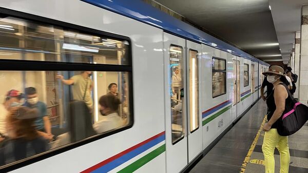В столичной подземке запущены в эксплуатацию новые поезда - Sputnik Ўзбекистон