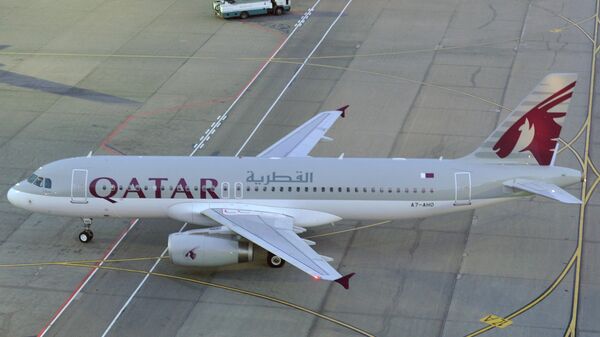 Самолет Qatar Airways - Sputnik Ўзбекистон