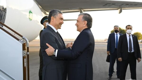 Президент Туркменистана Гурбангулы Бердымухамедов прибыл в Узбекистан с официальным визитом. - Sputnik Узбекистан
