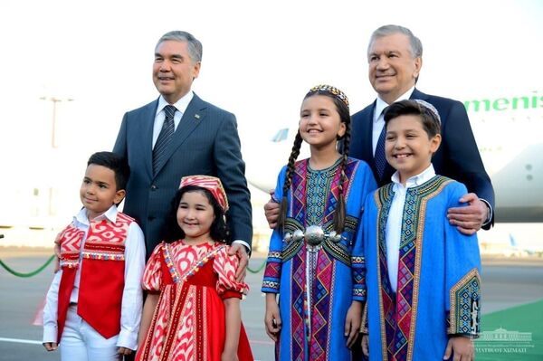 Prezident Turkmenistana Gurbanguli Berdimuxamedov pribil v Uzbekistan s ofitsialnim vizitom. - Sputnik O‘zbekiston