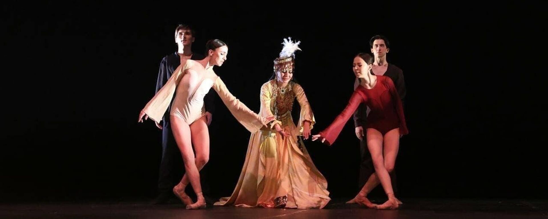 В нескольких городах России состоится постановка балета Лазги — танец души и любви - Sputnik Узбекистан, 1920, 08.10.2021
