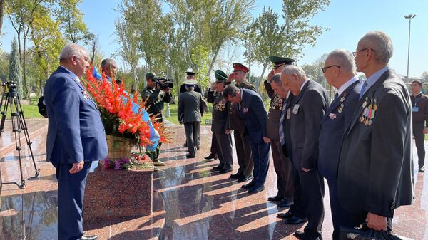 В Ташкенте провели торжественное мероприятие в честь воинов-интернационалистов - Sputnik Ўзбекистон