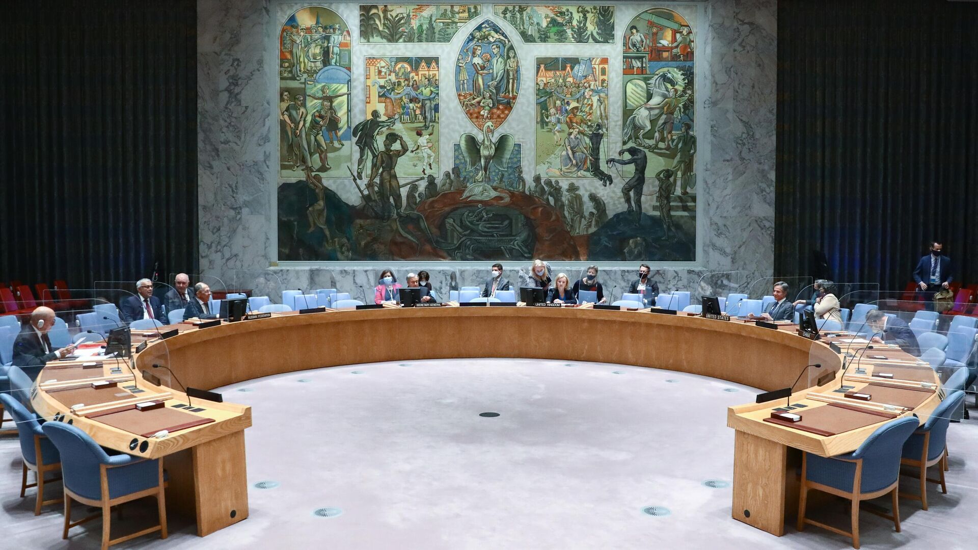 Встреча глав МИД пятерки постоянных членов Совета Безопасности ООН с генеральным секретарем Организации Объединенных Наций (ООН) Антониу Гутеррешем  - Sputnik Узбекистан, 1920, 21.10.2021