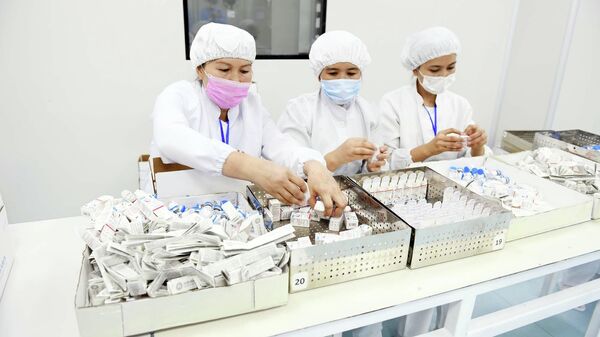 Производство вакцины в Узбекистане - Sputnik Ўзбекистон