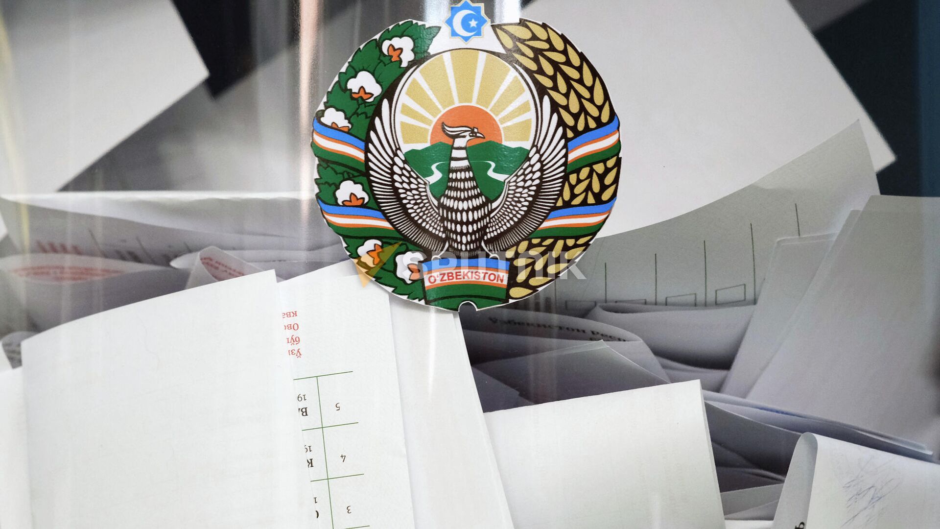 Голосование на выборах президента Узбекистана в Москве - Sputnik Узбекистан, 1920, 14.07.2022