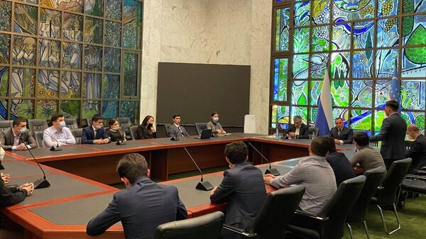 Министр высшего и среднего специального образования Абдукодир Ташкулов встретился со студентами в России - Sputnik Узбекистан