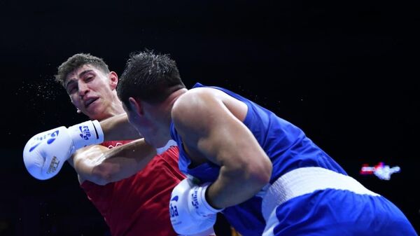  Мадияр Саидрахимов выиграл путевку в полуфинал на ЧМ по боксу в Сербии - Sputnik Узбекистан