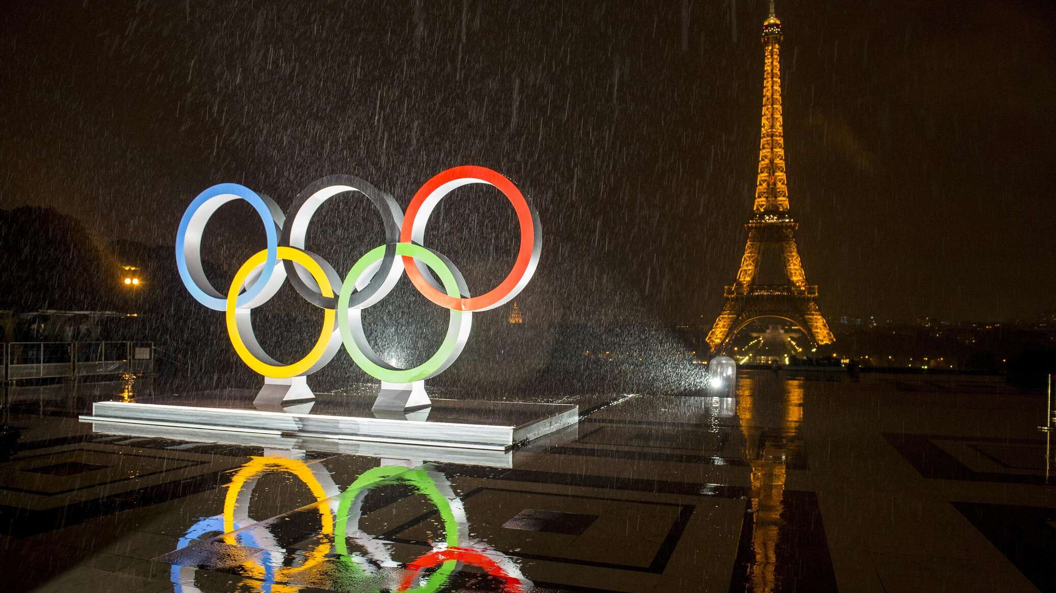 Когда олимпийские игры в париже. Олимпийские игры в Париже 2024. Кольца Олимпийских игр Париж 2024.