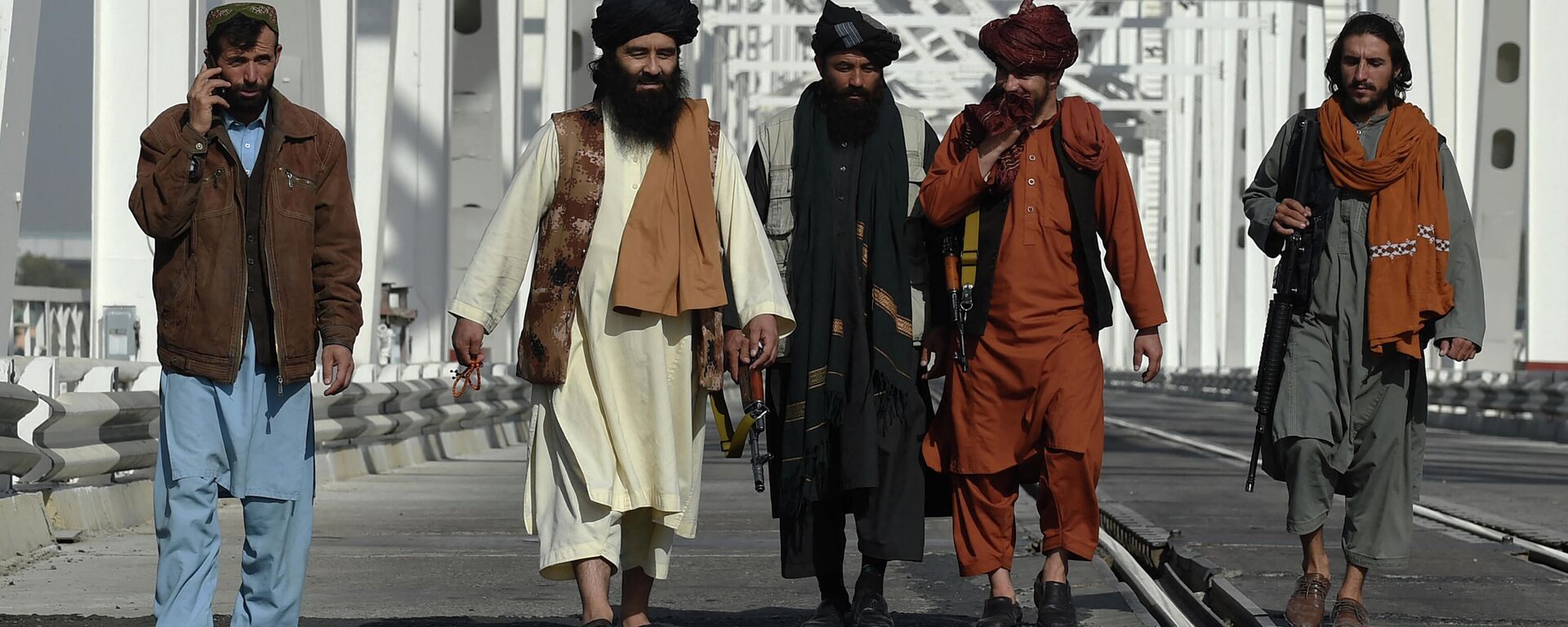 Боевики движения Талибан - Sputnik Узбекистан, 1920, 16.11.2021