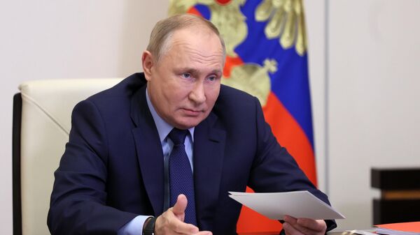 Prezident RF V. Putin  - Sputnik Oʻzbekiston