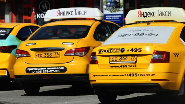Машины службы Яндекс. Такси - Sputnik Узбекистан