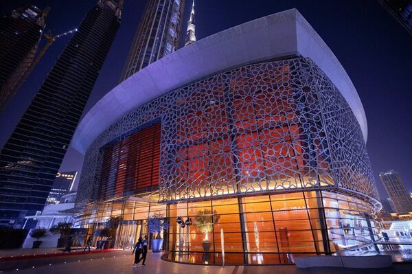Dubai Opera в Дубаи, где прошла премьера балетного спектакля. - Sputnik Узбекистан