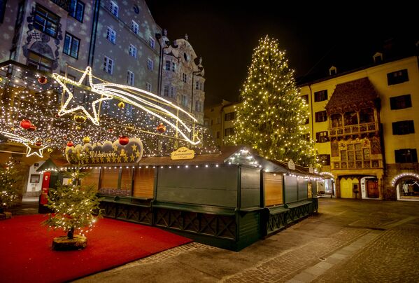 Рождественскую ярмарку в Инсбруке (Австрия) также решено не проводить из-за распространения коронавируса. Австрия находится в условиях изоляции до 12 декабря, чтобы избежать дальнейшего распространения COVID-19. - Sputnik Узбекистан