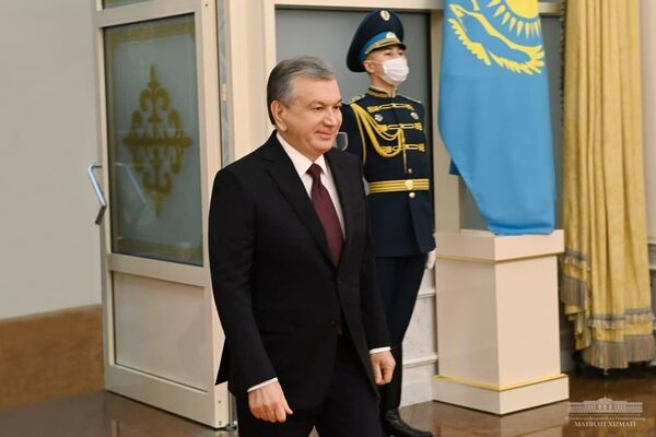 Визит президента Шавката Мирзиёева в Нур-Султан - Sputnik Узбекистан